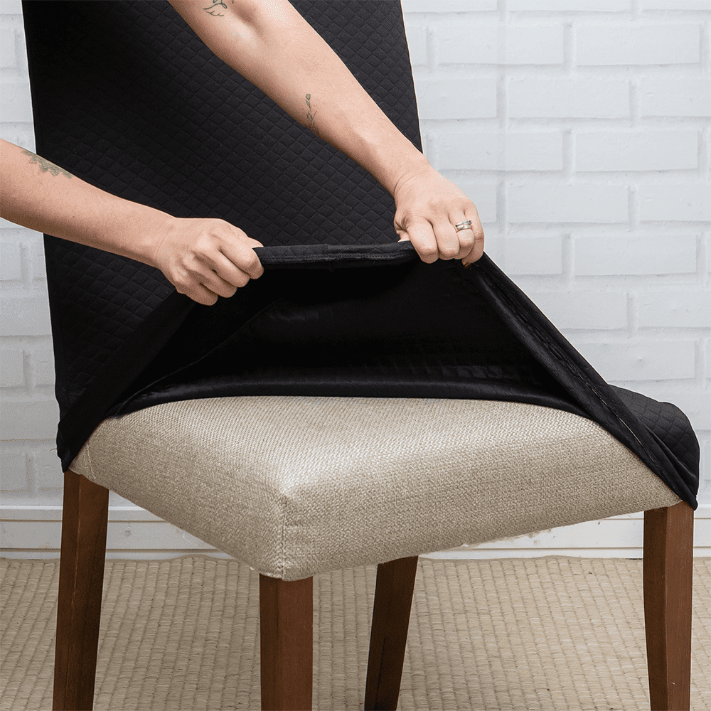 Capa de Cadeira Matelassê - Preta casadas-capas