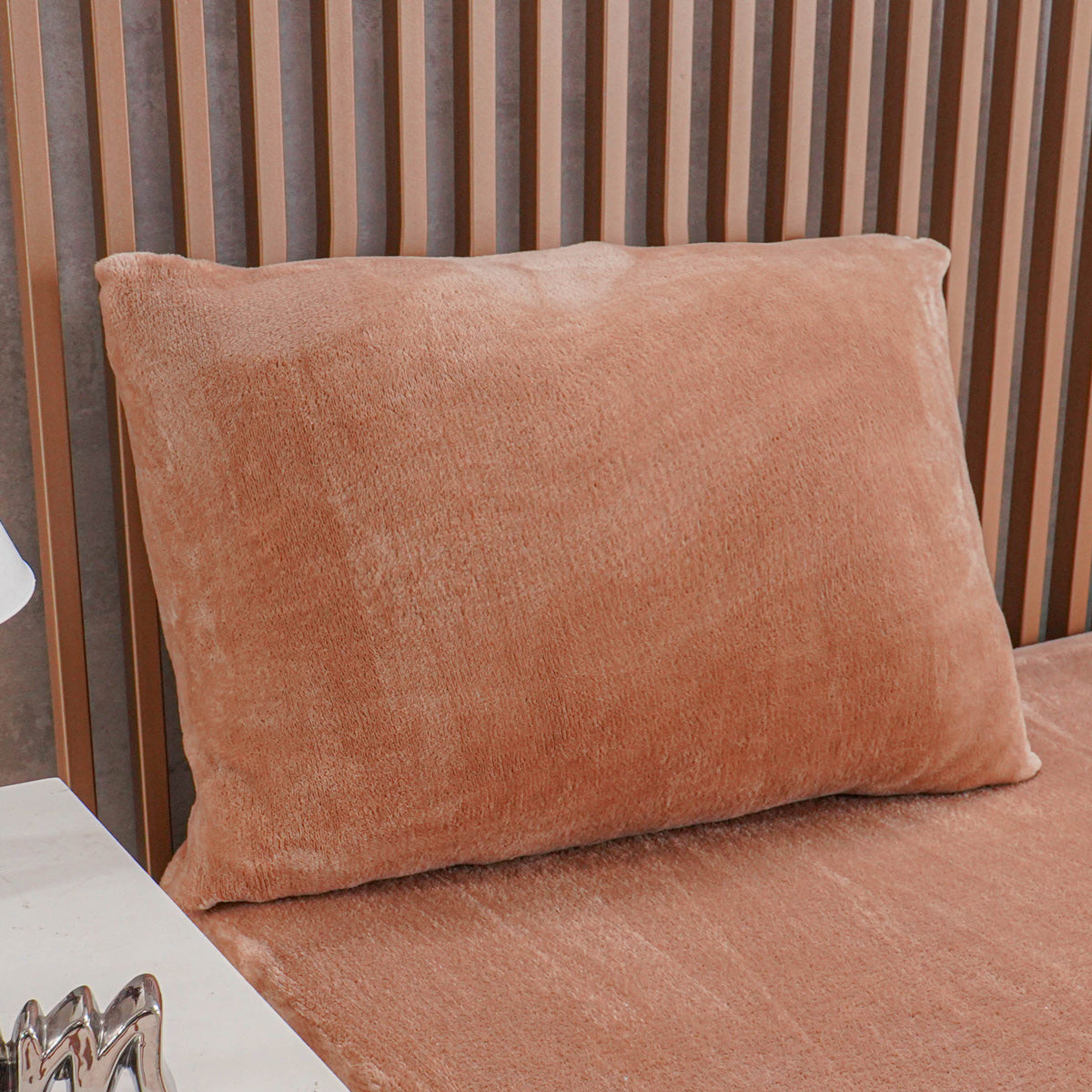 Fronha Avulsa Plush Flannel  50cm x 70cm - Várias Cores