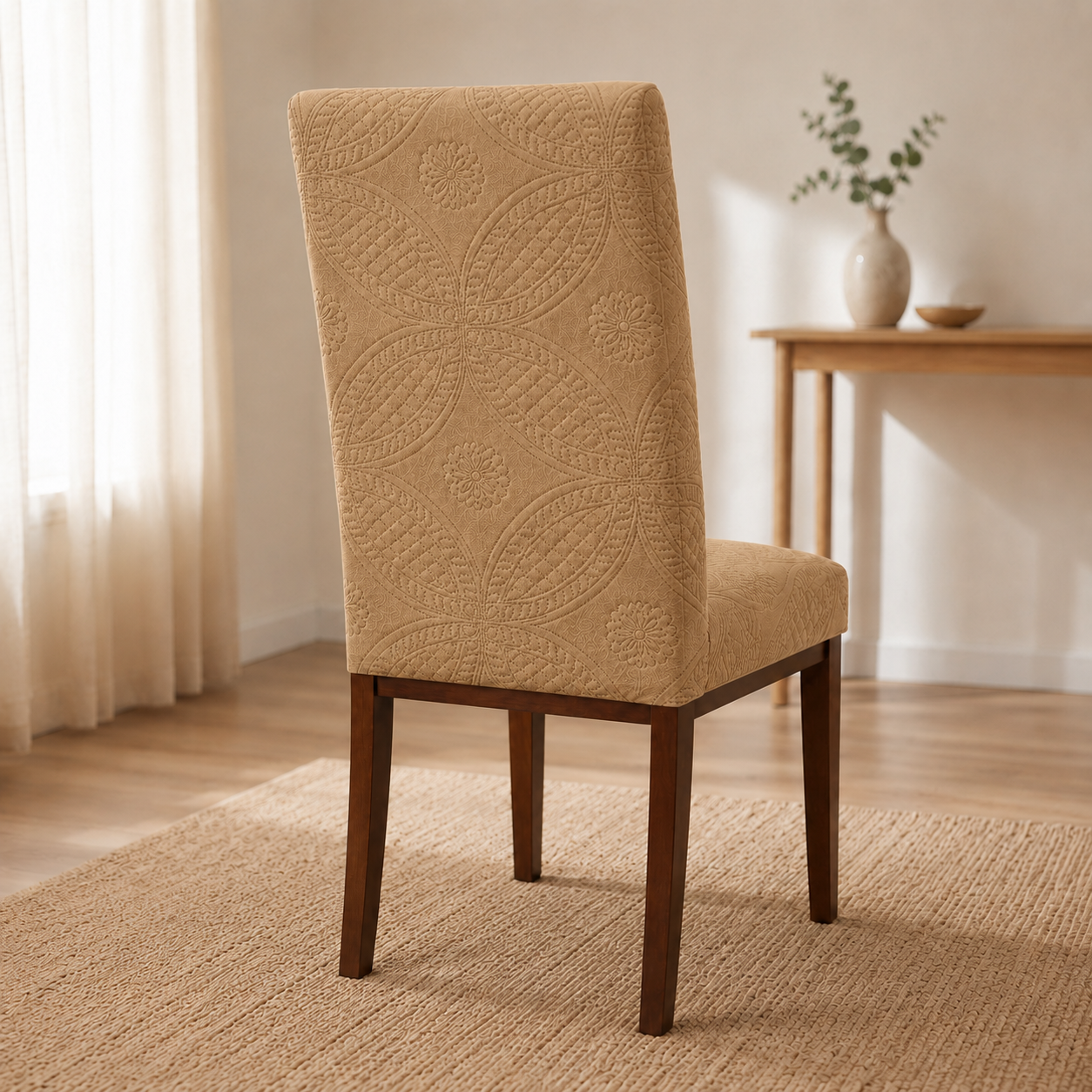 Capa de Cadeira Matelassê Confort Plus Arabescos Resistente a Gato- Bege