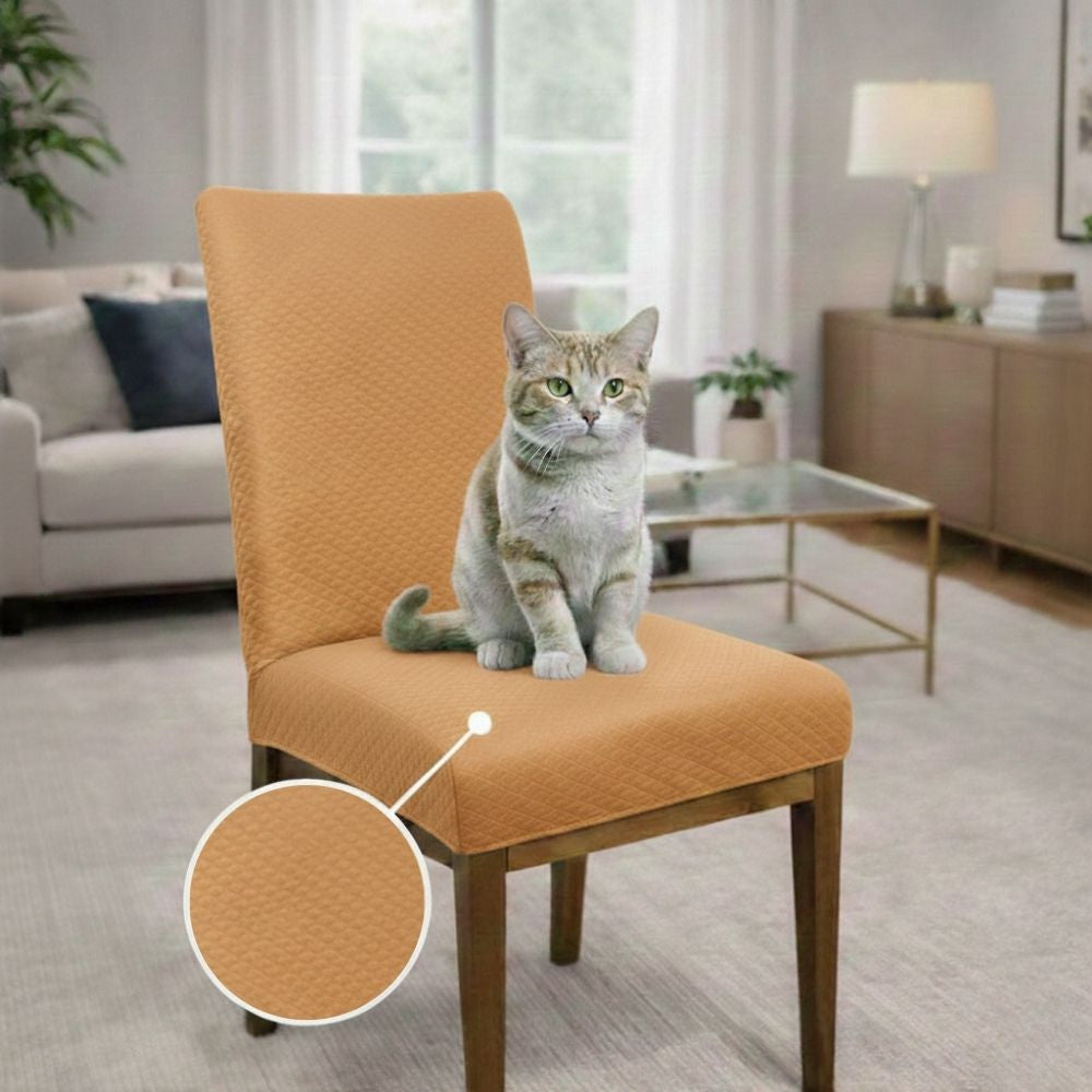 Capa de Cadeira Resistente à Gato em Matelassê - Bege