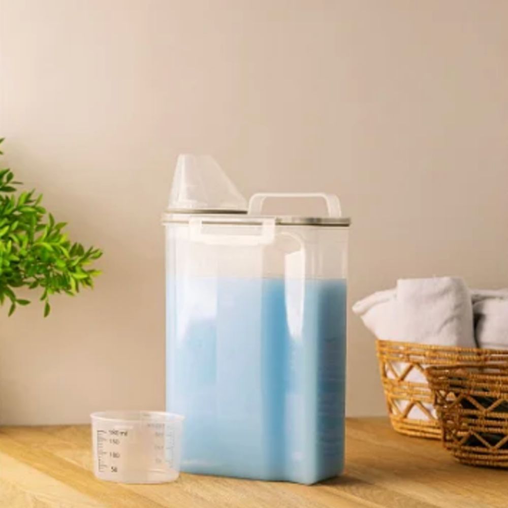 Pote Hermético Porta Mantimento com Copo Medidor de Plástico 2L