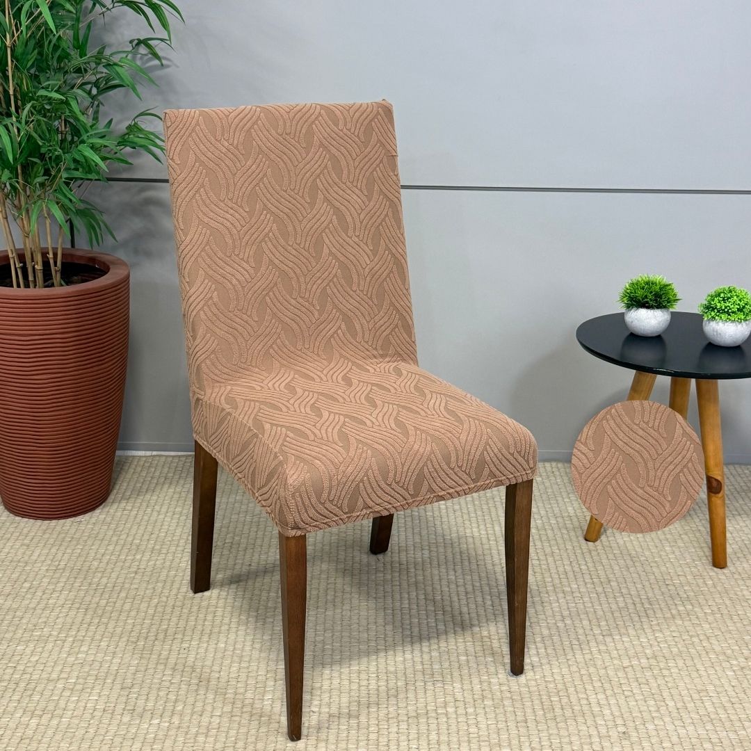 Capa de Cadeira Suede Jacquard Alto Relevo Entrelaços - Marrom