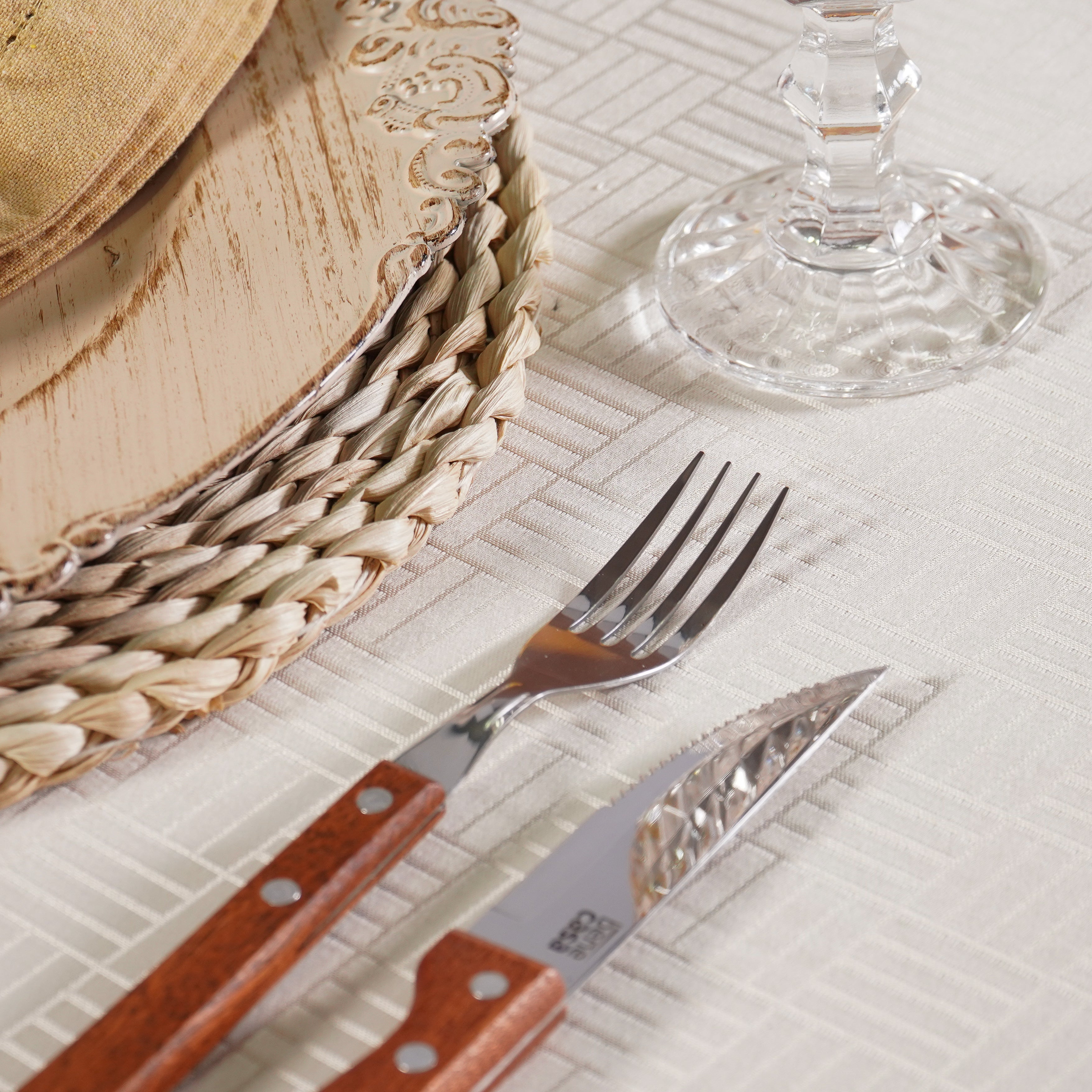 Toalha de Mesa Finesse- Creme