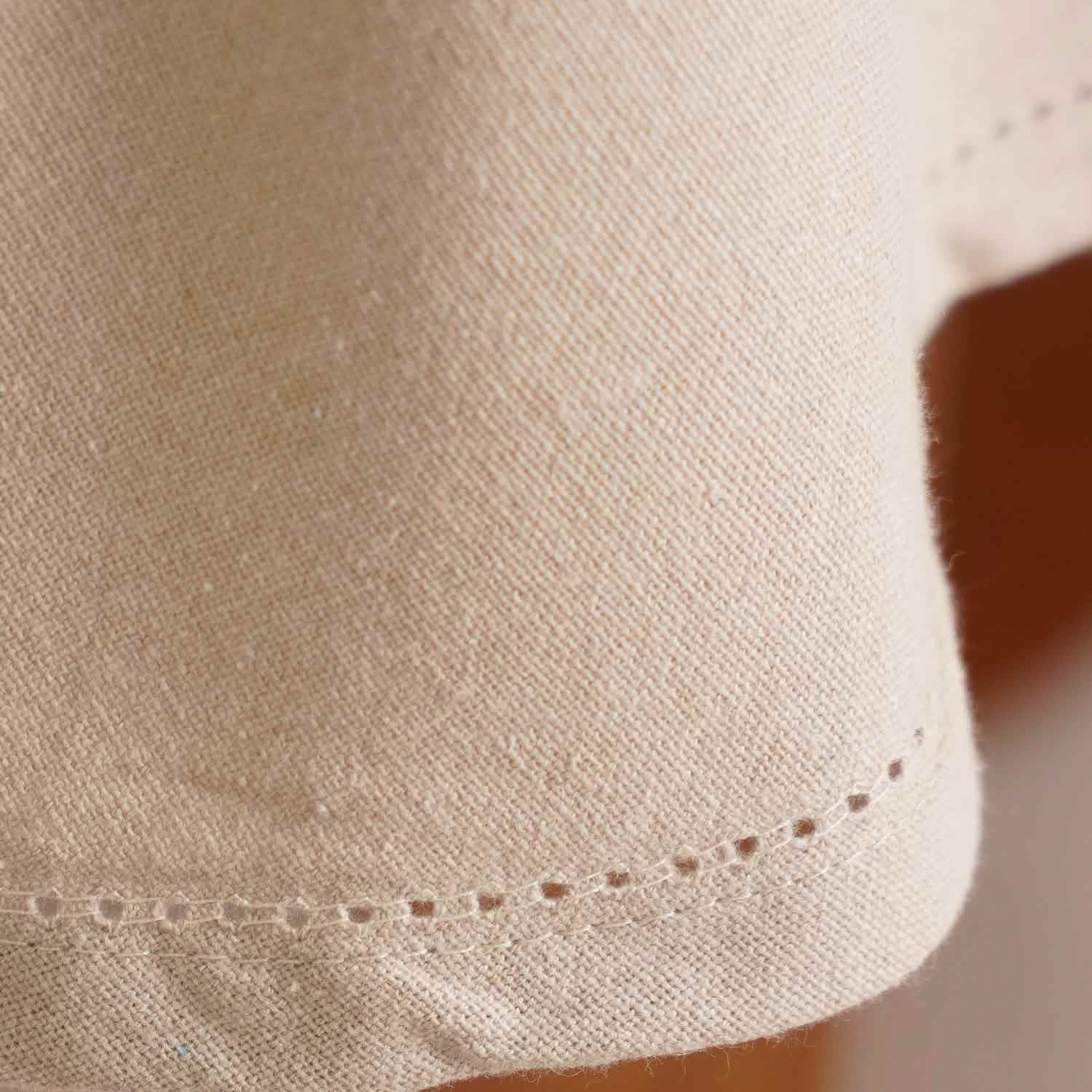 Toalha de Mesa Pesponto- Biscuit