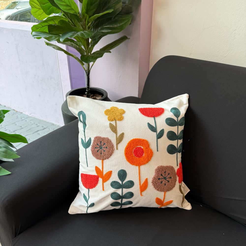 Capa de Almofada Bordada 43cm x 43cm- Várias Estampas