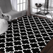Tapete Luxo AntiDerrapante - Preto/Branco casadas-capas